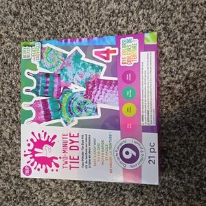 Tie dye kit